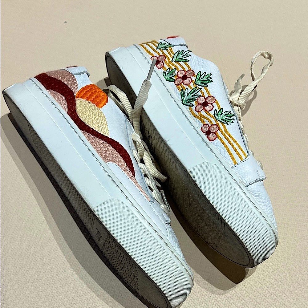 Soludos Pura Vida Sneakers Size 10